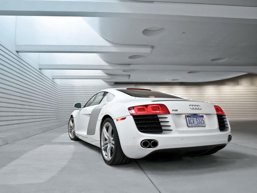  Audi R8 2007 года  (NA) (фото 5 из 31)
